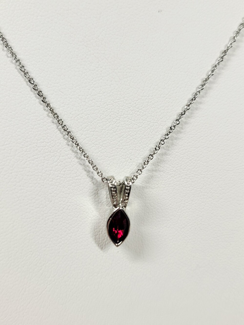 Marquise Garnet Colored Faceted Stone Pendant Necklace Silver Tone